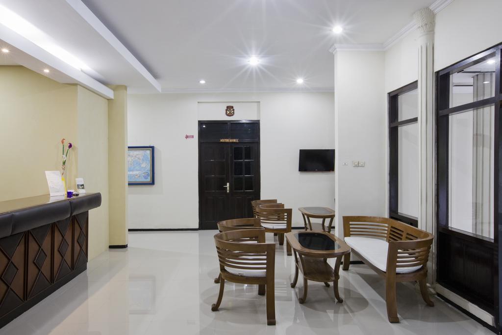Hotel Galuh Anindita ジョグジャカルタ エクステリア 写真