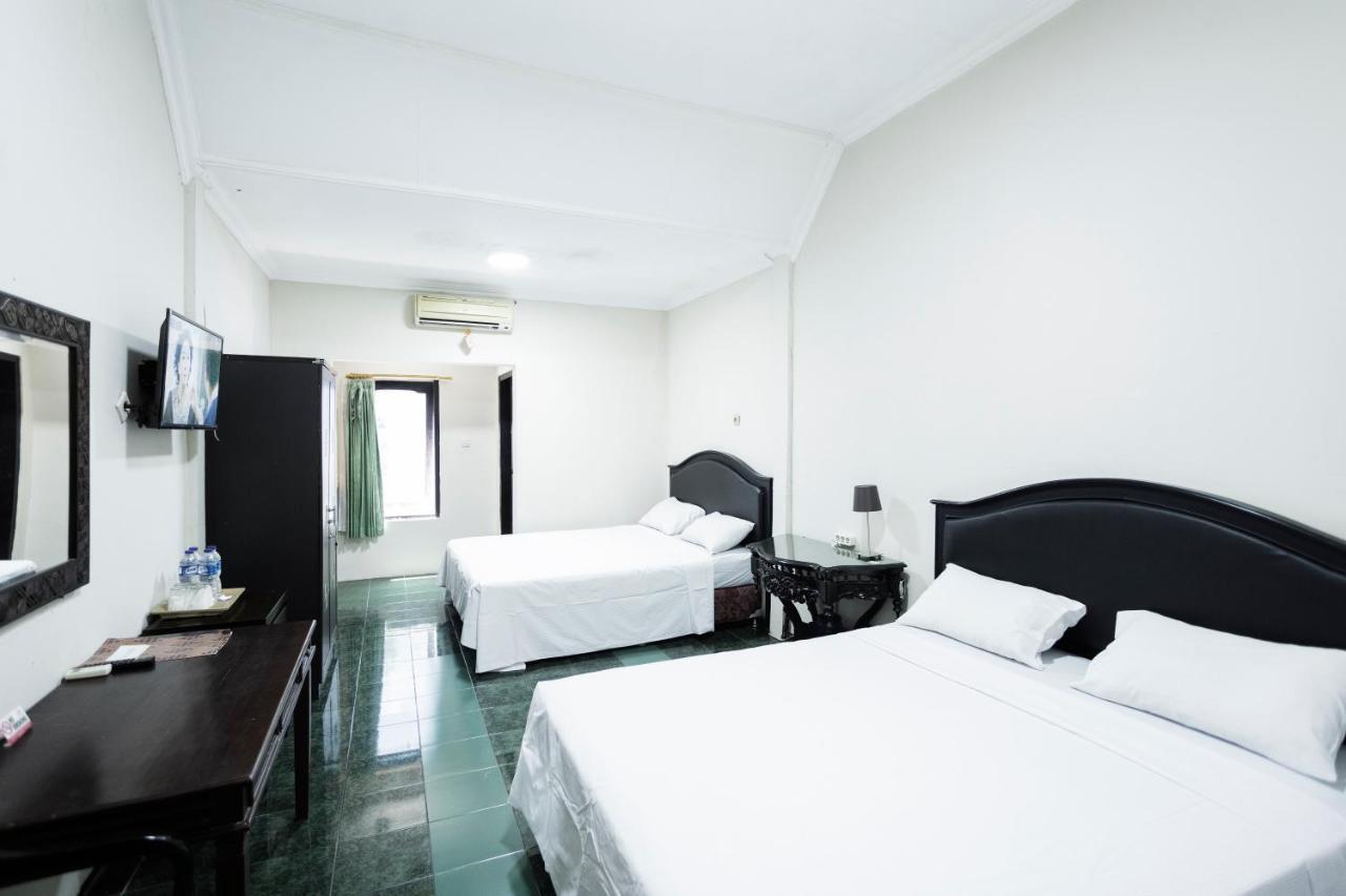 Hotel Galuh Anindita ジョグジャカルタ エクステリア 写真